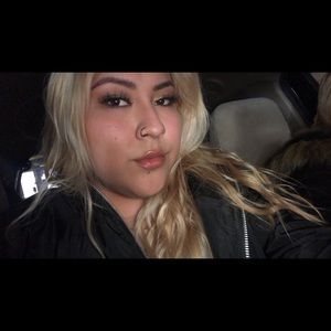 Meet your Posher, Sandy